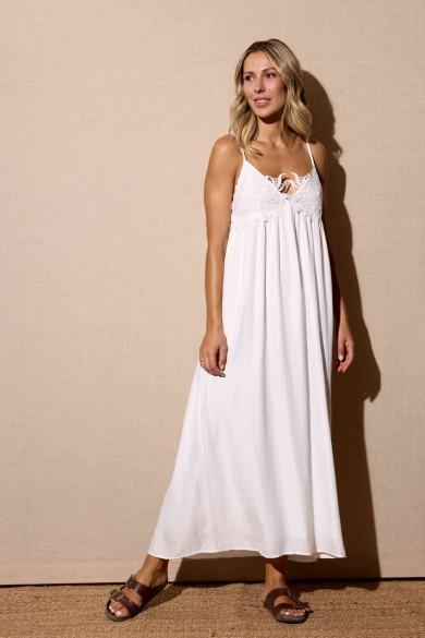 VESTIDO LARGO CON TIRANTES Y DETALLE BORDADO BLANCO PURO FBZMR22336