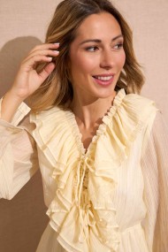 VESTIDO CORTO AMARILLO CON VOLANTES ESTILO ROMÁNTICO Y FRESCO FBZMA1359