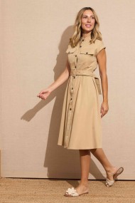 VESTIDO CAMISERO BEIGE CON CINTURÓN ELEGANCIA CLÁSICA ESTILO SAFARI FBZMR22075