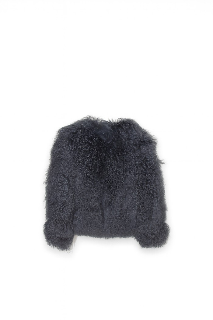 CHAQUETA GRIS OSCURO DE LANA DE CORDERO CON CUELLO SORAPA TB-WT2411251317