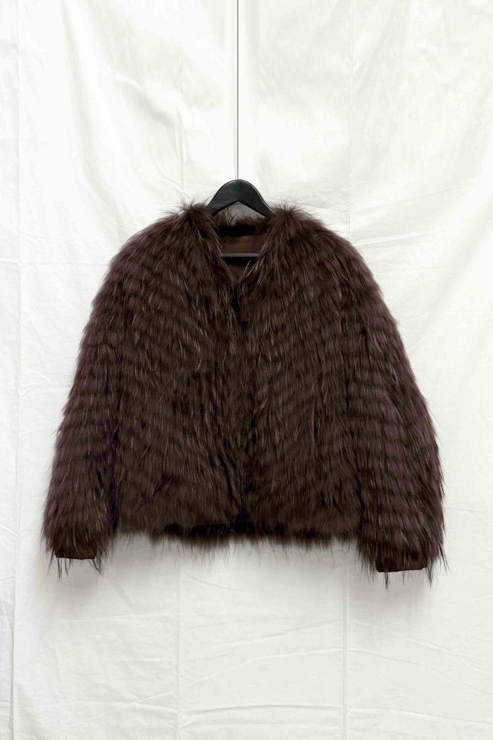 CHAQUETA REVERSIBLE DE PELO DE MARMOTA CON DISEÑO A RAYAS COSIDAS QP-HACWT1230