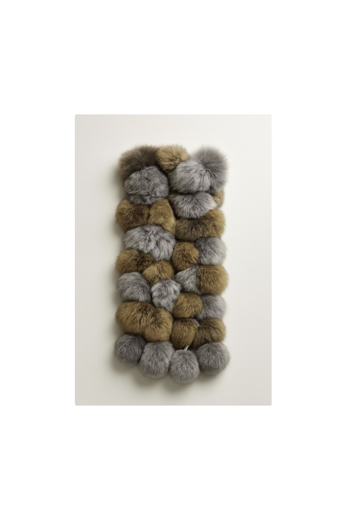 BUFANDA DE PELO DE CONEJO CON POMPONES GRIS Y CAMEL TB-WJ113