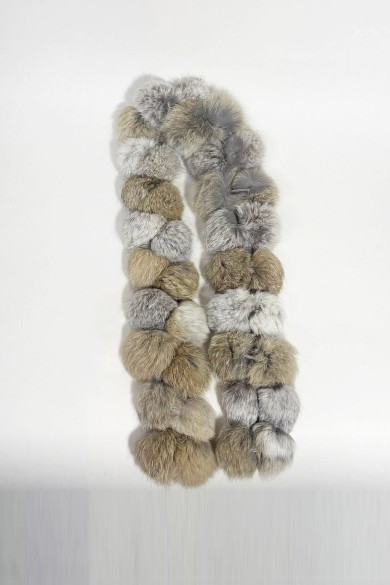 BUFANDA DE PELO DE CONEJO CON BOLAS TB-841
