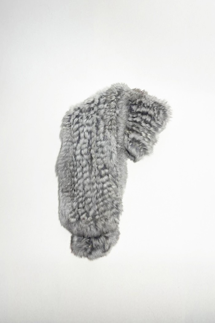 BUFANDA DE PELO DE CONEJO REX GRIS CON DIBUJO NATURAL TB-896