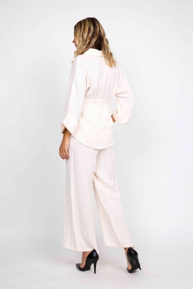 PANTALÓN BLANCO ROTO DE ALGODÓN ANCHO FBZMR22252