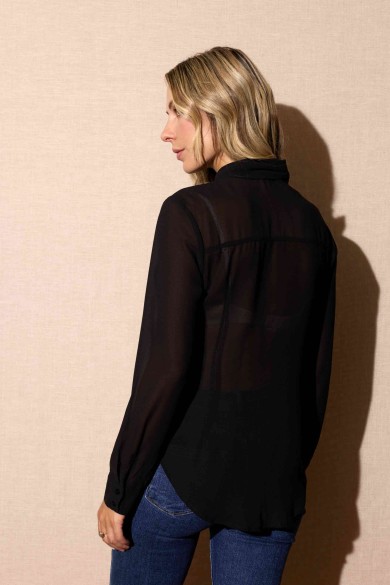 CAMISA TRANSPARENTE NEGRA CON LAZO EN EL CUELLO  FBZMR22354