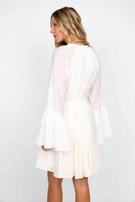 VESTIDO BLANCO CON MANGAS ACAMPANADAS Y CINTURÓN AJUSTABLE FBZMR22220