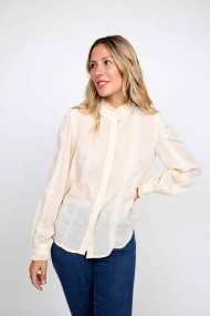 CAMISA BEIGE CON DETALLES DE ENCAJE Y MANGAS LARGAS FBZMR22245