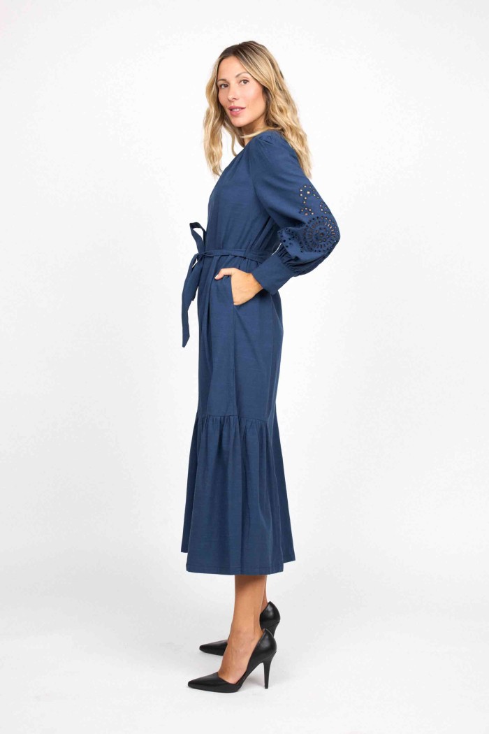 VESTIDO MIDI AZUL CON CINTURÓN Y MANGAS ABULLONADAS FBZMA1559