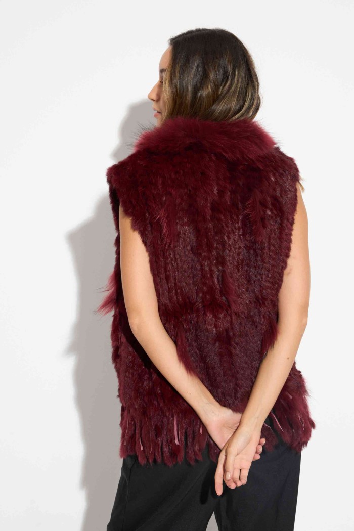 CHALECO DEL PELO DE CONEJO TRENZADO CON DETALLES DE PELO DE MARMOTA PC-LLL5861-04 GRANATE