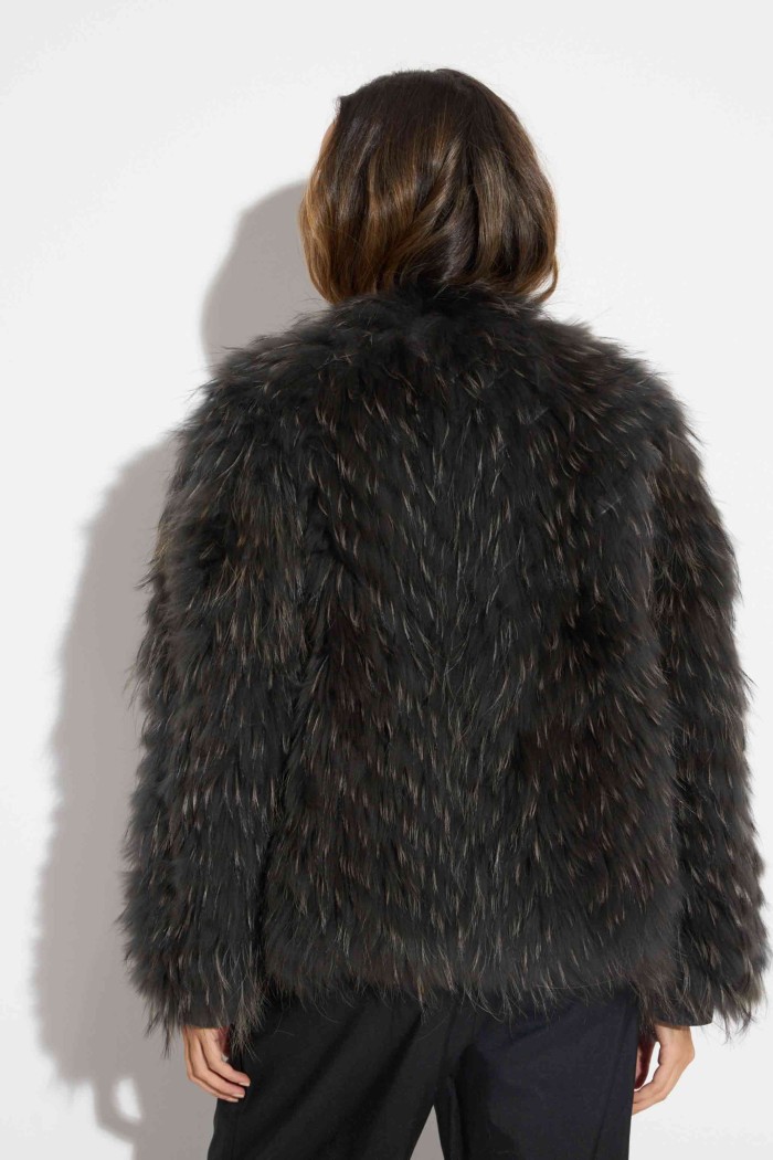 CHAQUETA REVERSIBLE DE PELO DE MARMOTA CON DISEÑO A RAYAS COSIDAS QP-HACWT1230 GRIS
