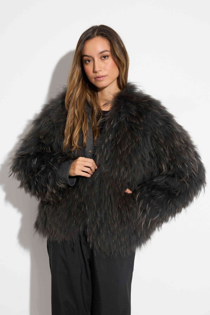 CHAQUETA REVERSIBLE DE PELO DE MARMOTA CON DISEÑO A RAYAS COSIDAS QP-HACWT1230 GRIS