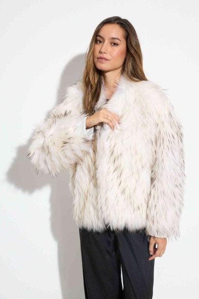 CHAQUETA REVERSIBLE DE PELO DE MARMOTA CON DISEÑO A RAYAS COSIDAS QP-HACWT1230 BLANCO