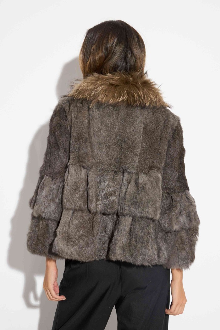 CHAQUETA CAPA DE PELO DE CONEJO CON CUELLO DE MARMOTA PC-LLL5751