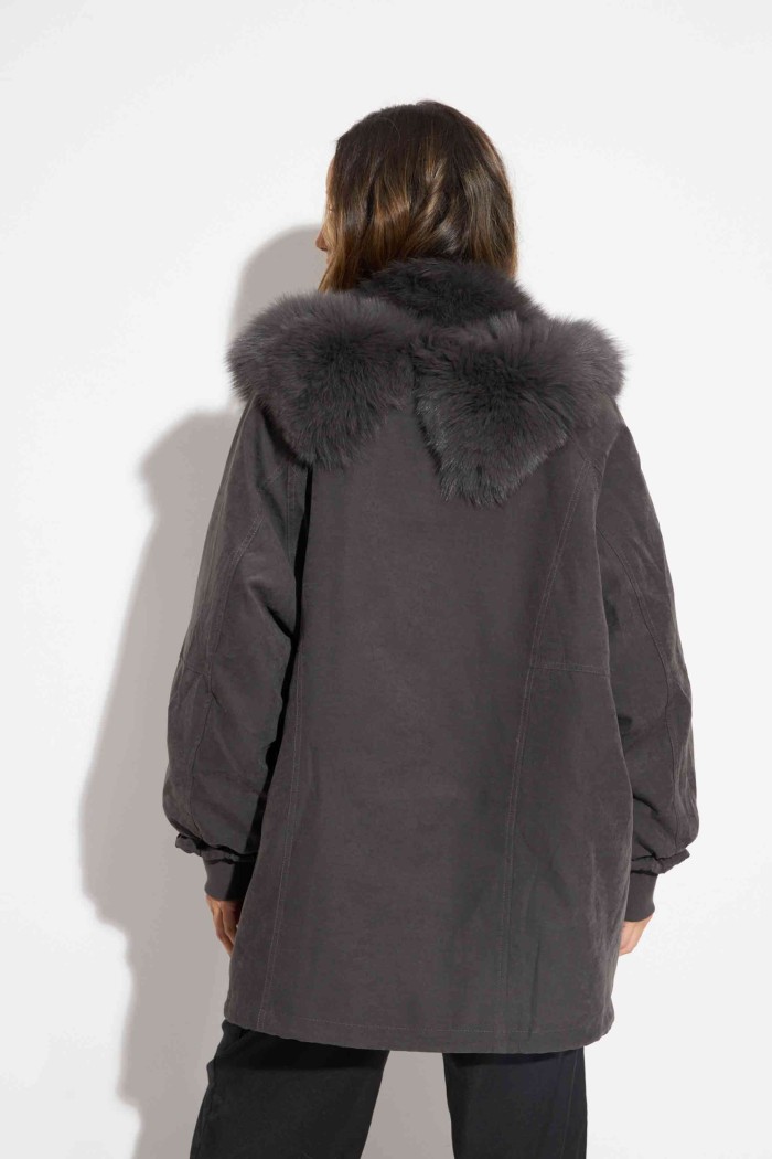 ABRIGO MARRÓN CON CUELLO DE PELO DE ZORRO QP-WT5006