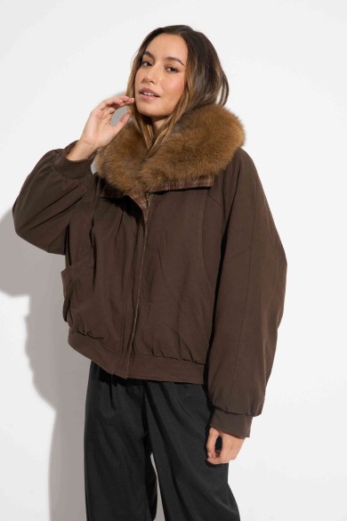 CHAQUETA REVERSIBLE MARRON CON CUELLO DE PELO DE ZORRO QP-WT5622