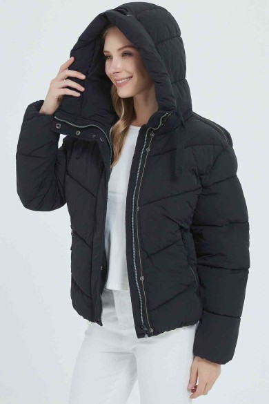 CHAQUETA ACOLCHADA CON CAPUCHA 4 COLORES OBRF2002