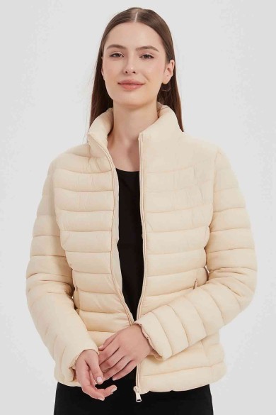 CHAQUETA ACOLCHADA ULTRALIGERA COLORES OBRF2033