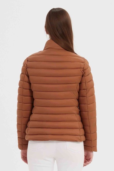 CHAQUETA ACOLCHADA ULTRALIGERA COLORES OBRF2033