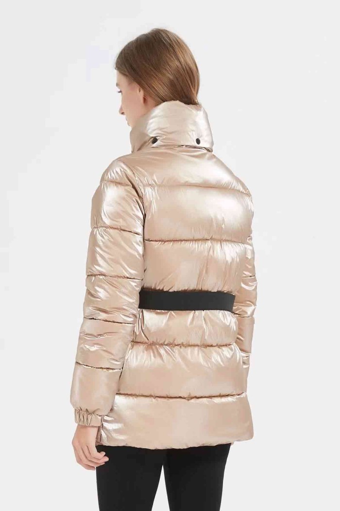 CHAQUETA EFECTO METALIZADO CON CINTURON 4COLORES OBRF2026