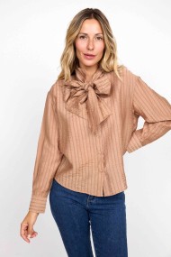 CAMISA OVERSIZE DE RAYAS ROSA Y AZUL CON DOBLE PUÑO Y BAJO BLANCO FBMR22276