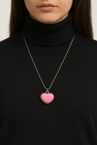 COLLAR PLATEADO CON COLGANTE DE CORAZÓN ROSA SIN NÍQUEL