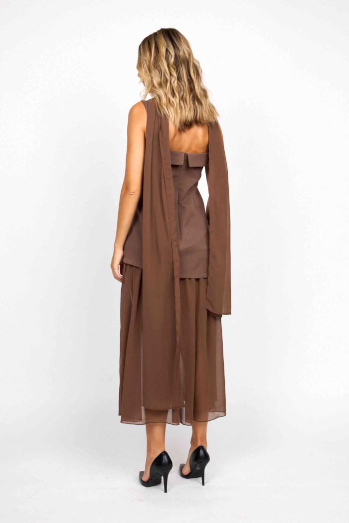CONJUNTO ASIMÉTRICO CON FALDA DE GASA MARRON FBZMR22404