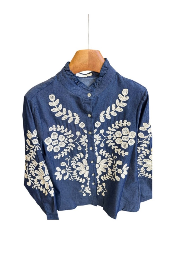 CAMISA VAQUERA CON BORDADOS FLORALES TY-1045