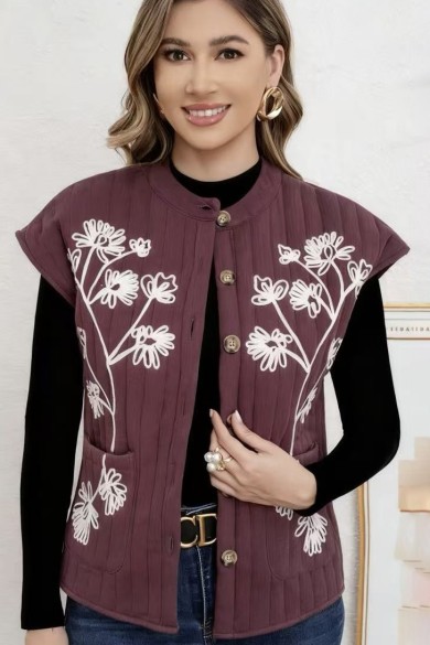 CHALECO ACOLCHADO CON BORDADO FLORAL DD-1D1826