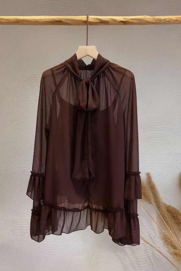 BLUSA DE GASA CON LAZO AL CUELLO MARRON FBZMR22394