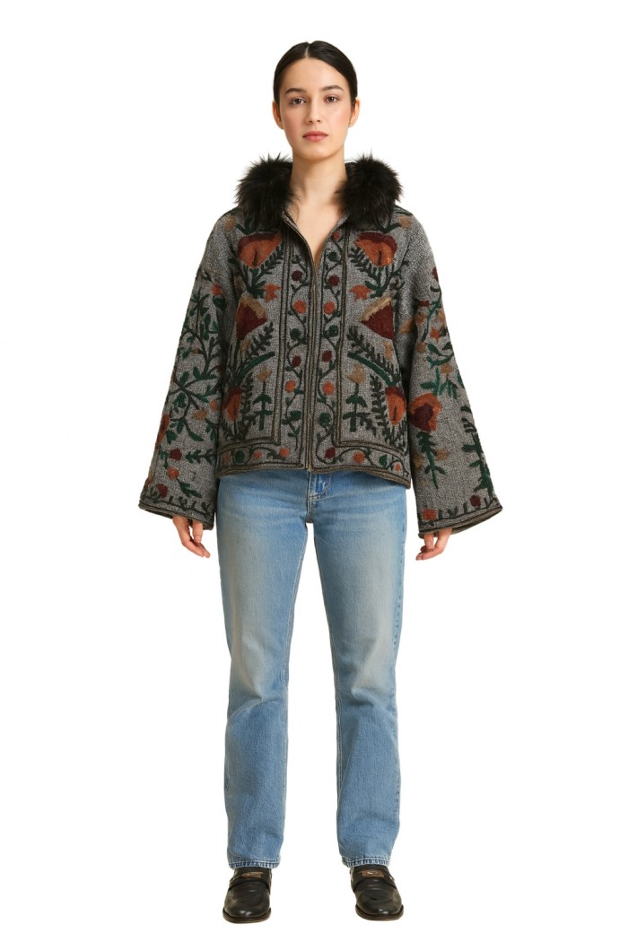 CHAQUETA REVERSIBLE CON DETALLE DE PELO DE MARMOTA IN-WT1003