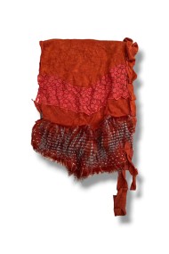 BUFANDA CON ENCAJE Y DETALLE DE PLUMAS VARIOS COLORES
