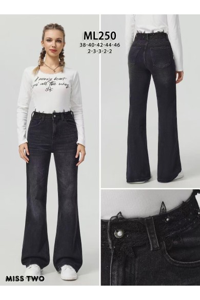 JEANS ACAMPANADOS DE TIRO ALTO CON DETALLE DE ENCAJE FBML250