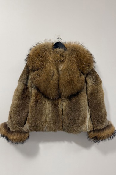 CHAQUETA DE PELO DE CONEJO CON CUELLO Y PUÑOS DE PELO DE MARMOTA PC-LLL5926
