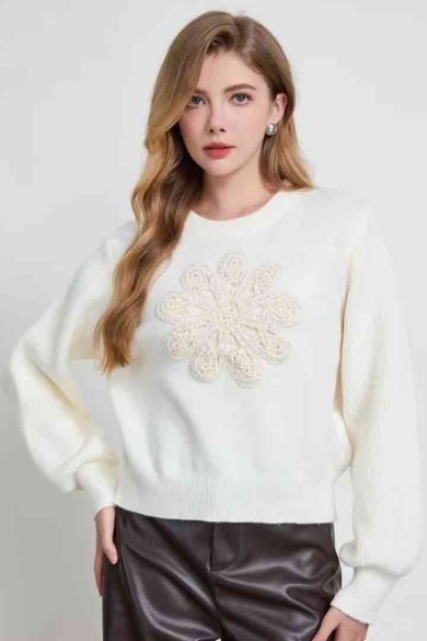 JERSEY BÁSICO CON FLOR BORDADA DELANTERA VARIOS COLORES JY-A85706