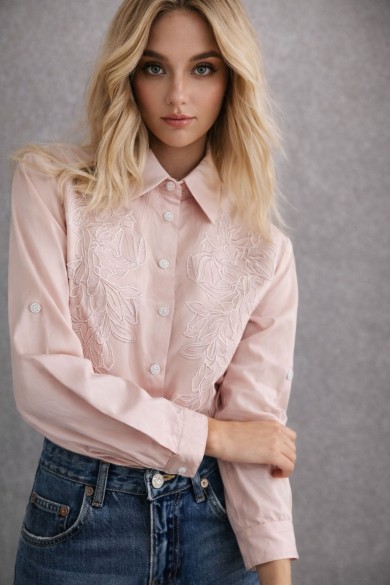 CAMISA MUJER BORDADA ELEGANTE CON DETALLE FLORAL TY-1090