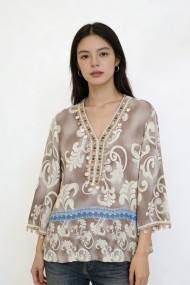 BLUSA BOHO MUJER ESTAMPADO ÉTNICO CUELLO V CON DETALLES DECORATIVOS TY-1121