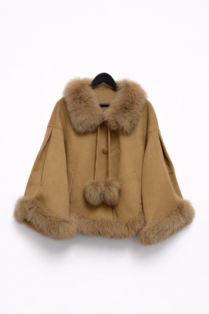 CHAQUETA CORTA DE LANA CON DETALLES EN PELO DE ZORRO 3COLORES PC-WT22174030-2