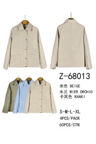 CHAQUETA CORTA DE MUJER CON BOTONES Y BOLSILLOS DELANTEROS TY-Z68013