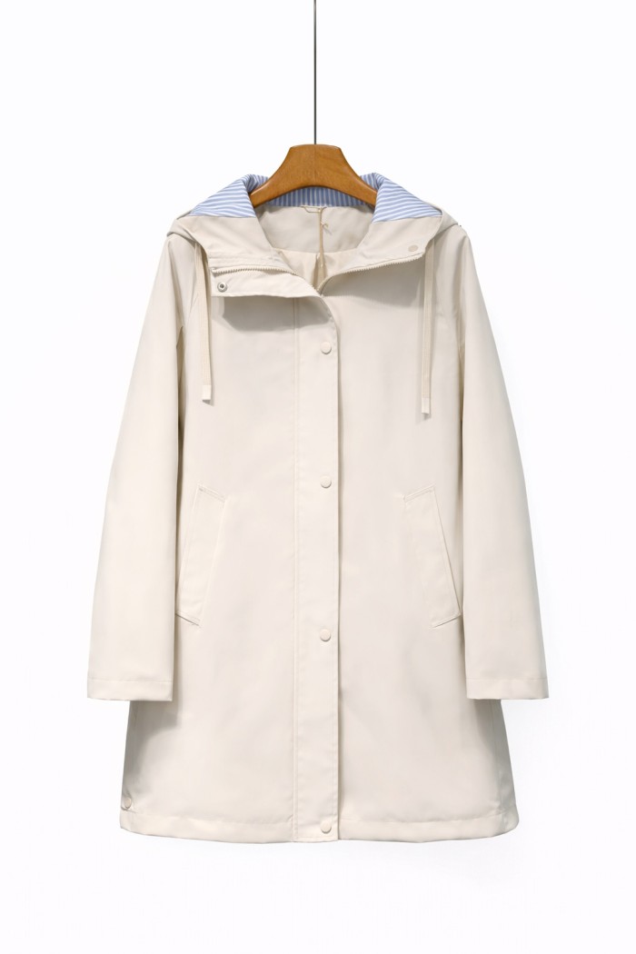 ABRIGO LARGO IMPERMEABLE CON CAPUCHA Y FORRO A RAYAS TY-Z68022