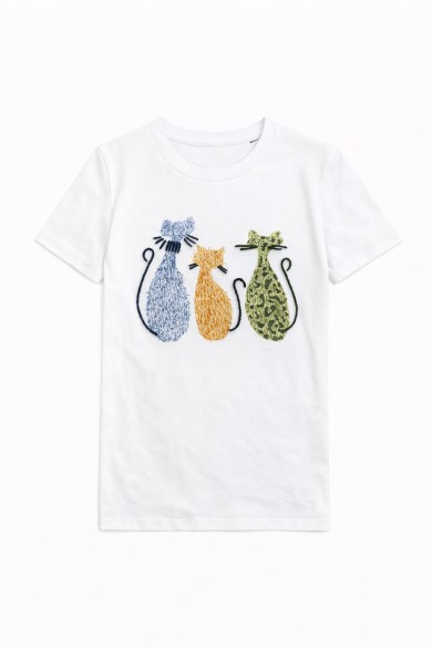 CAMISETA MANGA CORTA CUELLO REDONDO BORDADO Y ESTAMPADO TY-L39065