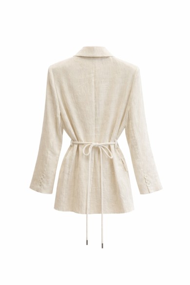 BLAZER LIGERO TEXTURIZADO CON CINTURÓN AJUSTABLE FBZMA1518