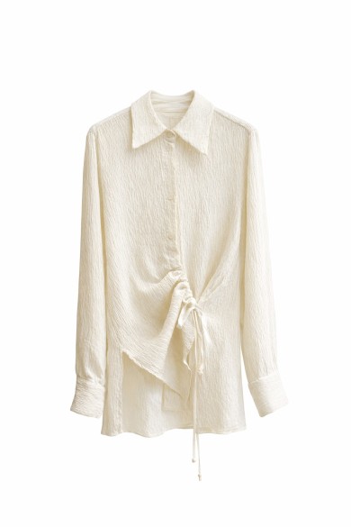 CAMISA TEXTURIZADA DE RAYÓN CON DETALLE FRUNCIDO FBMZA1525