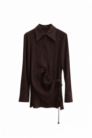 CAMISA TEXTURIZADA DE RAYÓN CON DETALLE FRUNCIDO MARRON FBMZA1526
