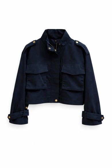 CHAQUETA CORTA ESTILO SAFARI CON BOLSILLOS FBZMA1332