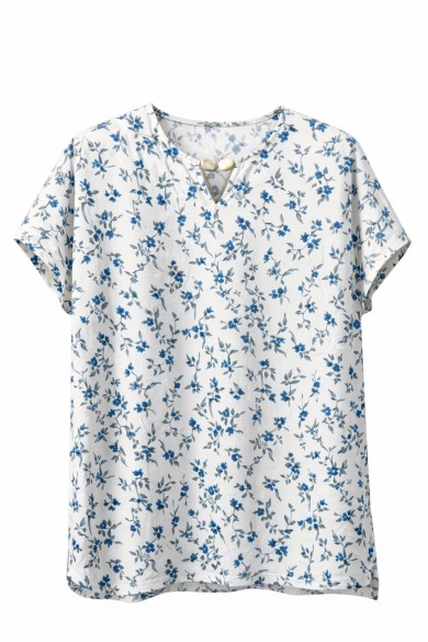 BLUSA FLORAL DE MANGA CORTA CON DETALLE DECORATIVO EN EL ESCOTE TY-L39086