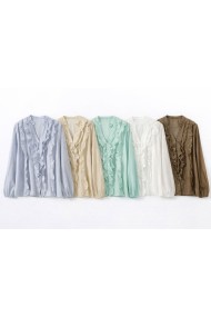 BLUSA CON VOLANTES Y CUELLO V DBT-X709