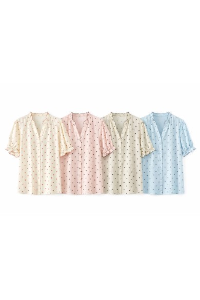 BLUSA CON ESTAMPADO DE CORAZONES DBT-X6298