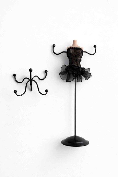 EXPOSITOR ORGANIZADOR DE JOYAS ESTILO MANIQUÍ CON SOPORTE METÁLICO VARIOS COLORES TM-SSJ1115