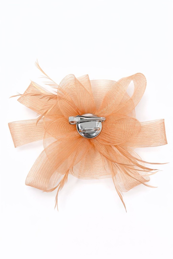 TOCADO BROCHE FLORAL CON PLUMAS Y MALLA ELEGANTE TM-XH176